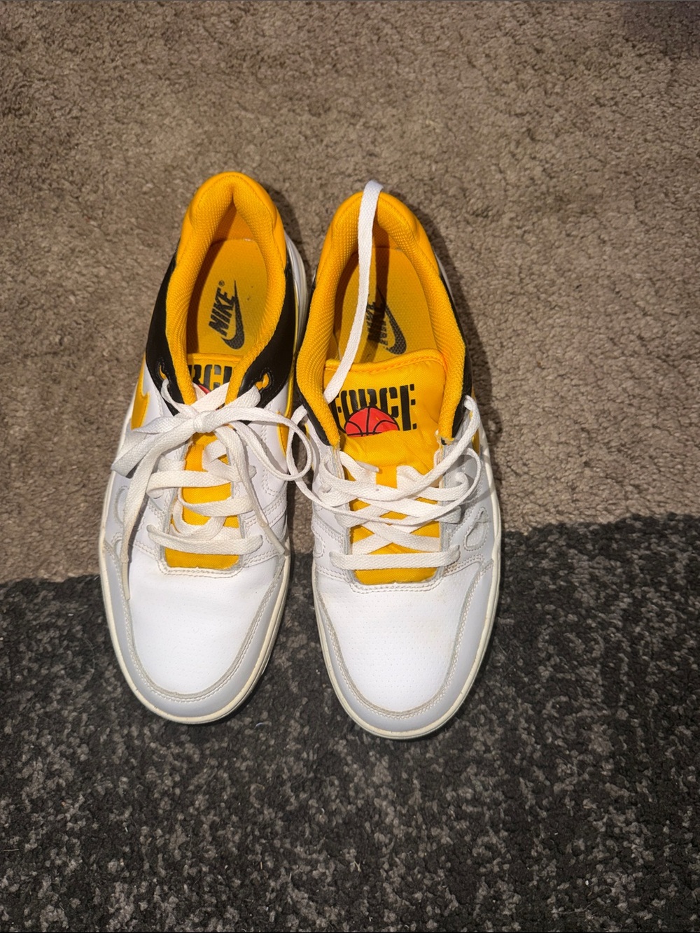 Nike White, Yellow & Black Low-Top Sneakers